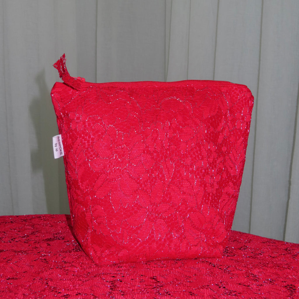 Red Lace Pouch Medium