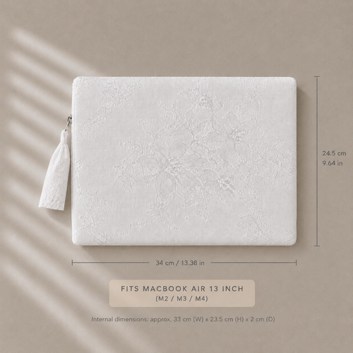 Flat White Lace Pouch Large