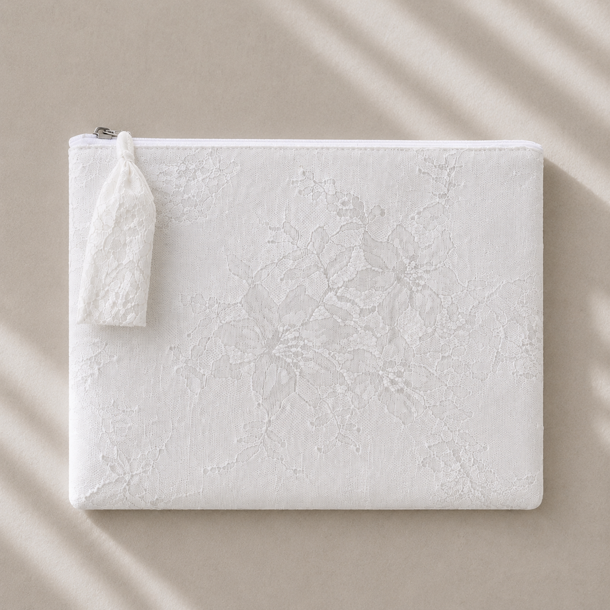 Flat White Lace Pouch Medium