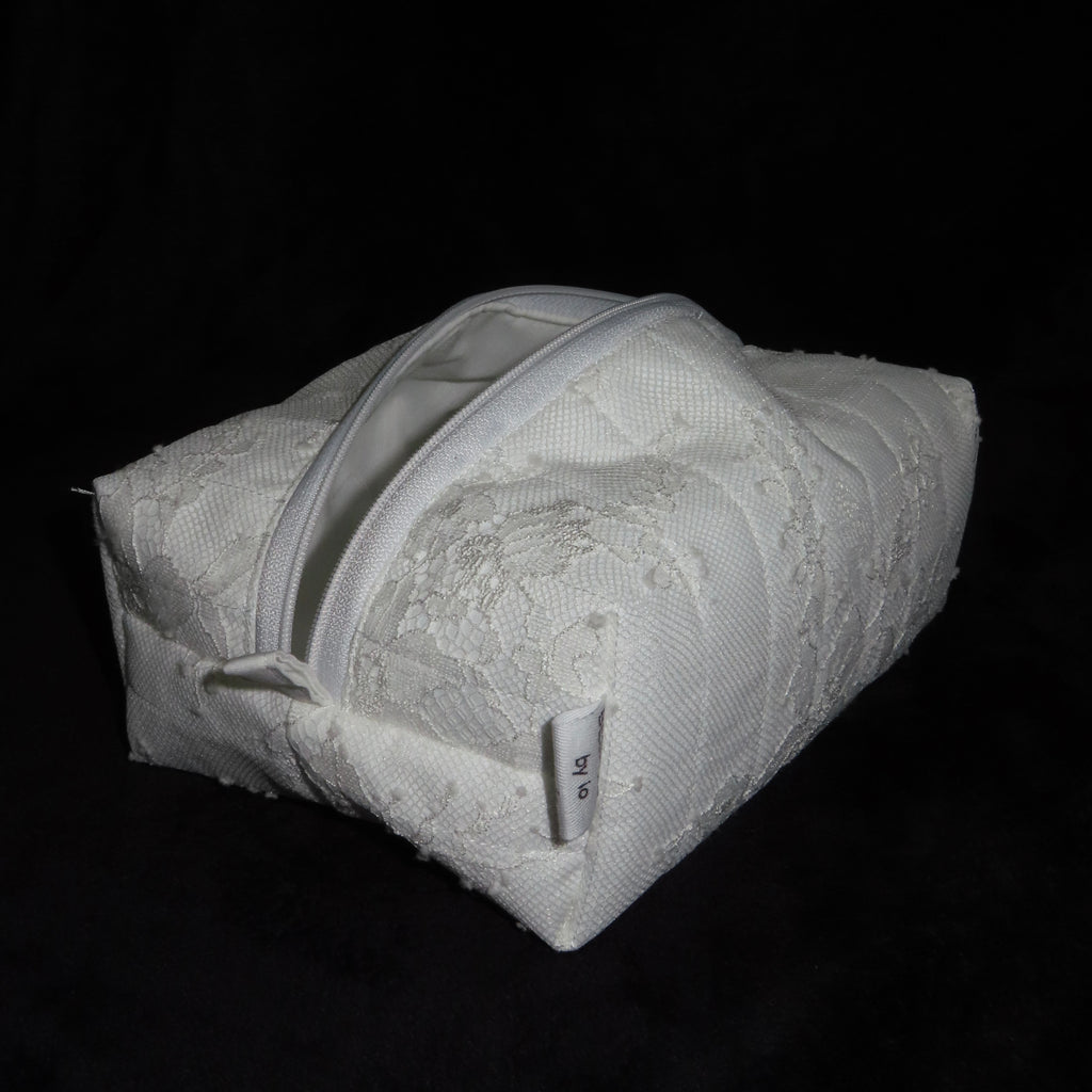 White Lace Boxy Medium