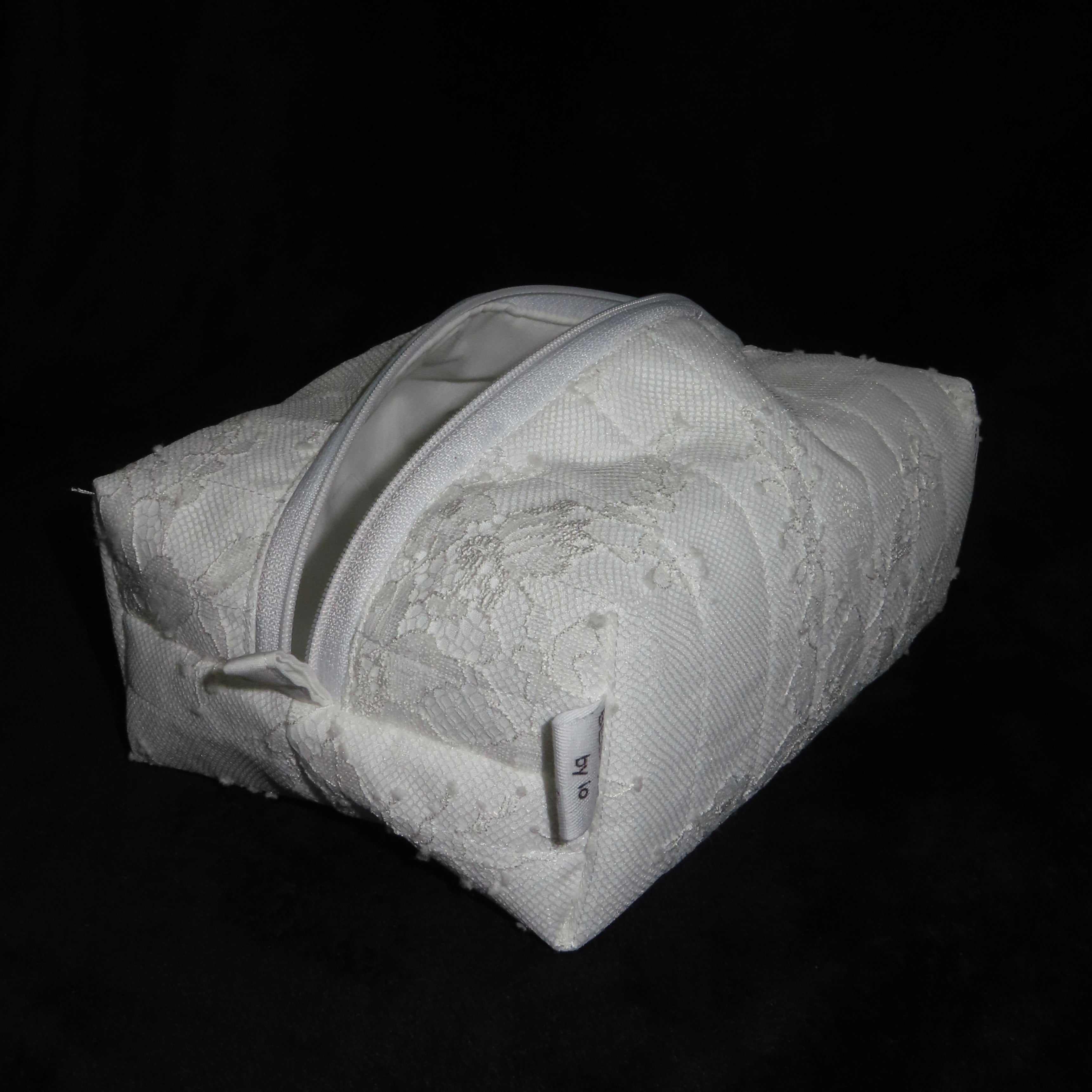 White Lace Boxy Medium